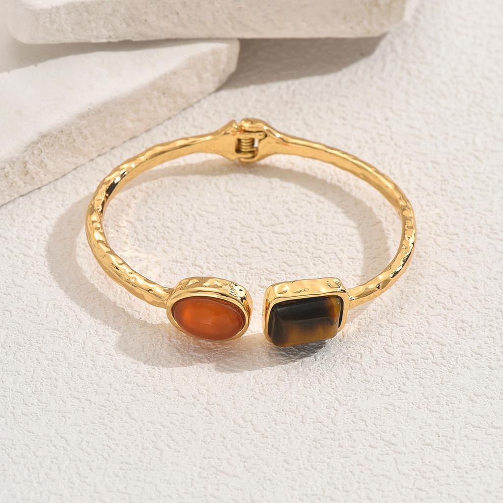 Medieval Style Women's Bracelet Geometric Setting Gemstone Opening Adjustable Design Bracelet High-end Women