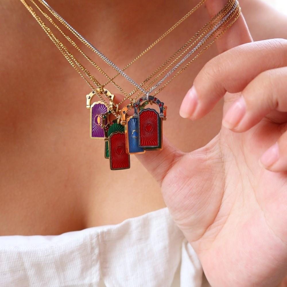 Gold-plated Women's Collarbone Chain Fashionable Y2K Neck Jewelry Card Pendant Necklace  Wedding