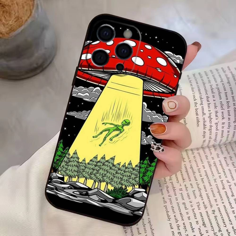 Aesthetics Cartoon Alien Space Phone Case Silicone Soft For IPhone 17 16 15 14 13 12 11 X XR Plus Pro Max Plus