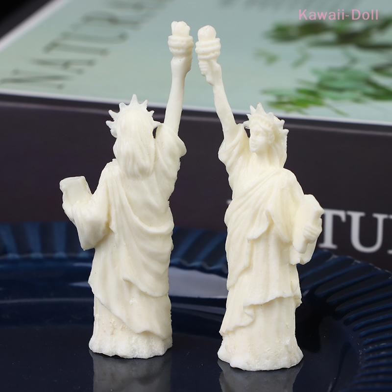 2Pcs 1:12 Dollhouse Miniature Statue Ornament The Statue Of Liberty Ornament Goddess Statue Model Furniture Decor Toy