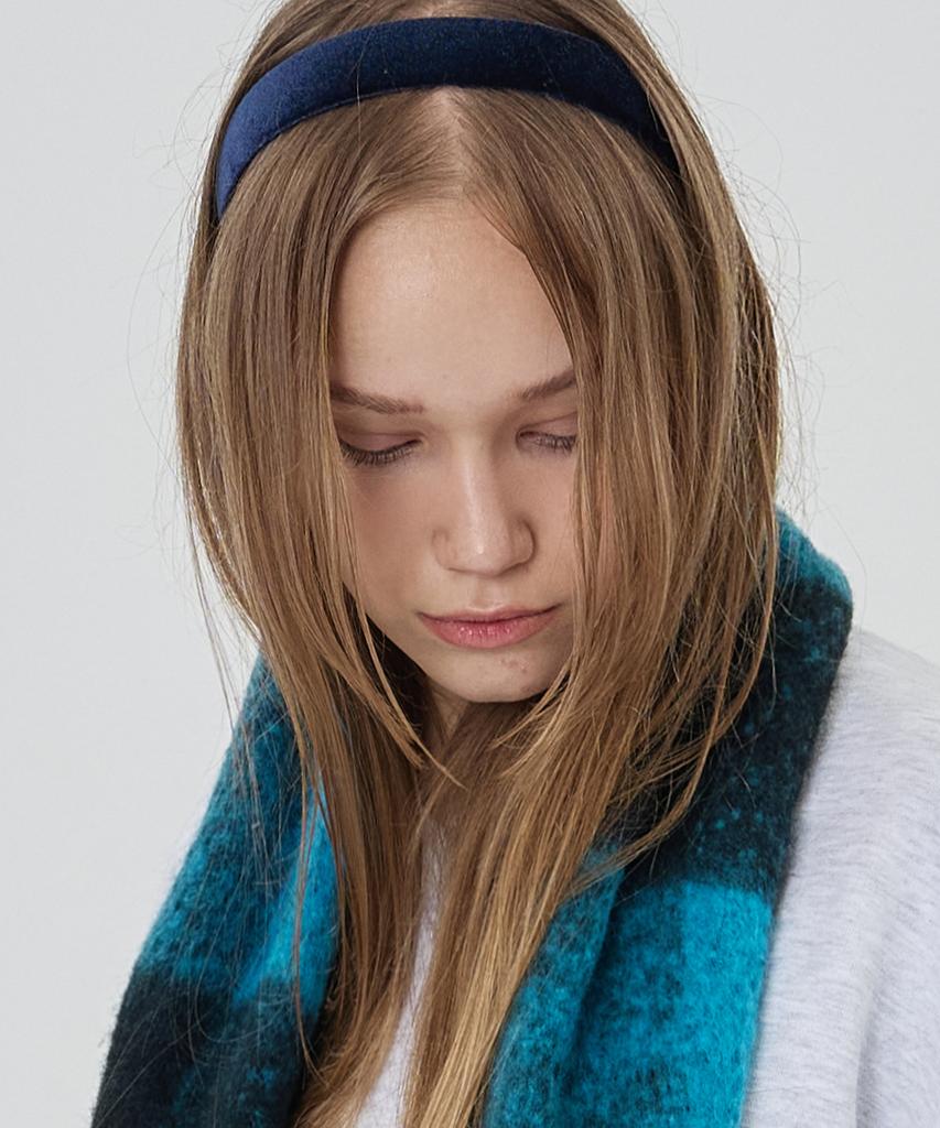 The-Abon Classic Velvet Hairband Black
