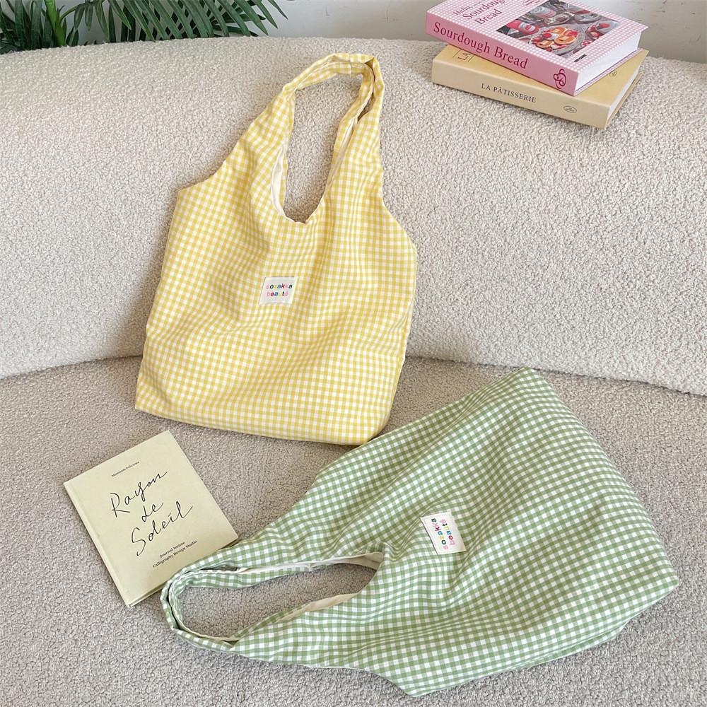 Casual Polyester Tartan Shoulder Bag With Inner Zipper Pocket For Daily Use