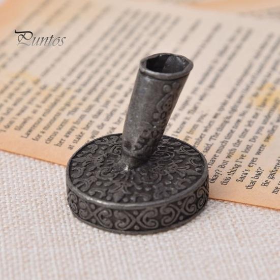 Vintage Desk Organizer Round Pen Holder, Durable Metal Exquisite Carved Desktop Ornament, Calligraphy Base Dip Pens And Quill Supply, for Decoration