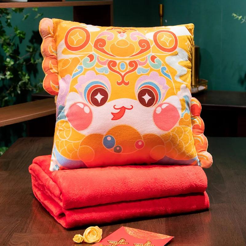 2-in-1 Plush Pillow Flange Plush Blanket,Cartoon Warm Hand Doll Office Nap Leg Cover Artifact Soft Comfortable Storage Design