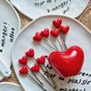 10 Stück Kreative Liebe Obstgabel mit Halter Niedliche Herzform Edelstahl Wiederverwendbare Metallspieße für Obst, Dessert, Vorspeisen