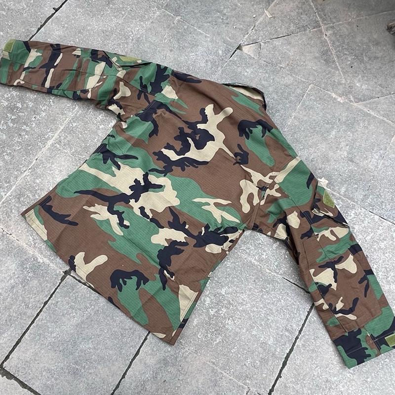 BEPAN M81 Combinaison de Combat Jungle Quatre Couleurs Manches Longues Combat Extérieur Costume Grenouille G3