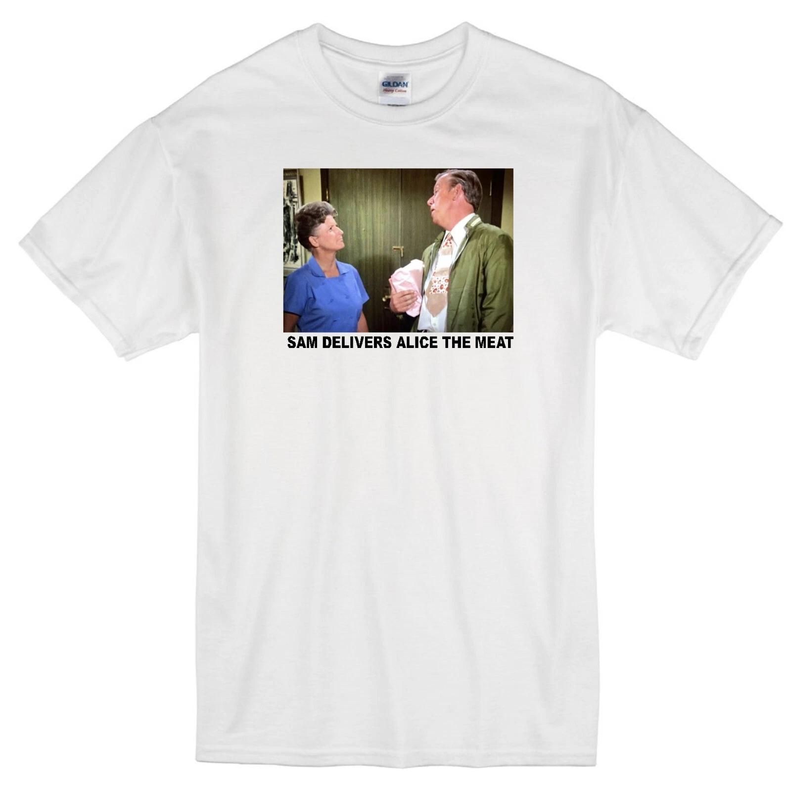 

SAM DELIVERS ALICE THE MEAT BRADY BUNCH RETRO TV FAMILY SITCOM WHITE T-shirt M