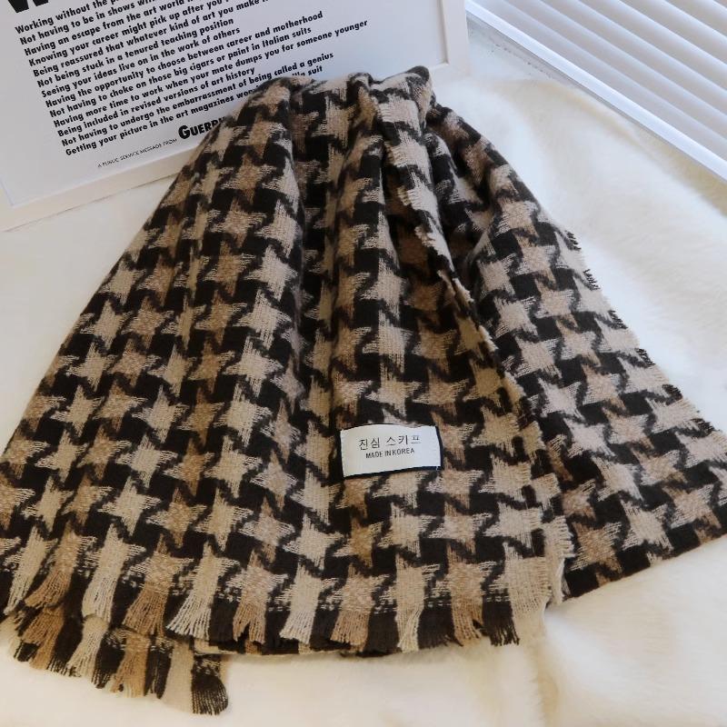 Black and white plaid scarf women's autumn and winter imitation cashmere couple warm scarf thousand bird grid versatile fringed shawl
