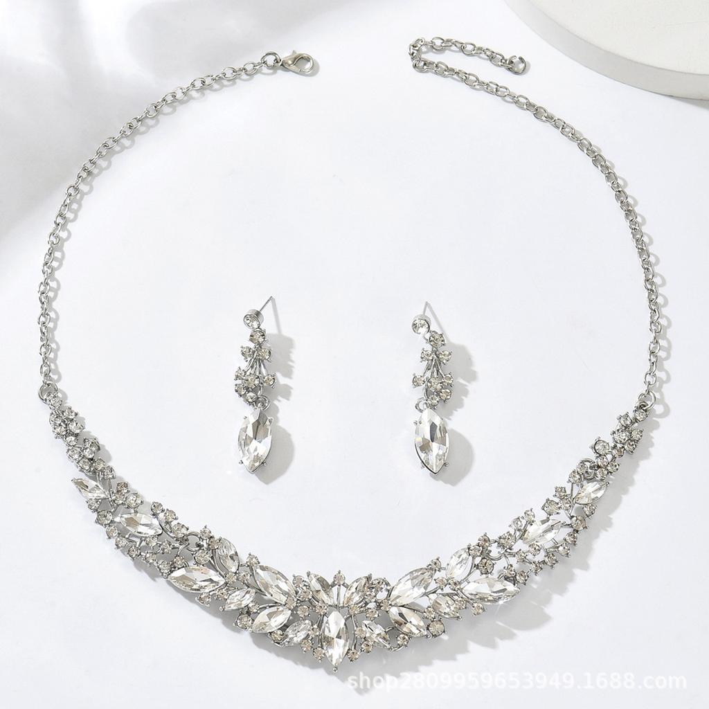 2025 New Vintage Necklace Earrings Two-piece Bridal Wedding Jewelry Women's Jewelry