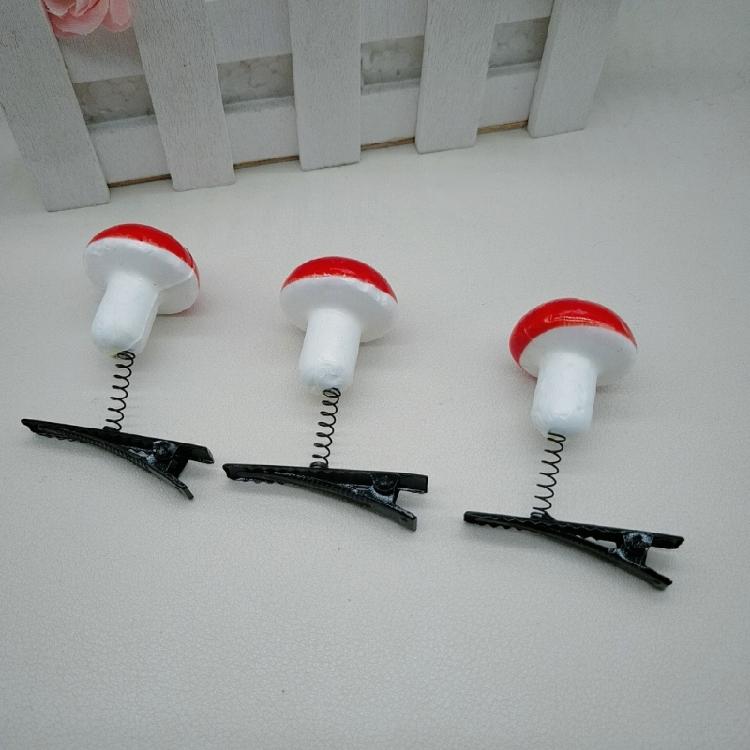 5pcs Durability Mushroom Hair Clip Fashion Personality Hairpin Creative Hairclip for Children Teens