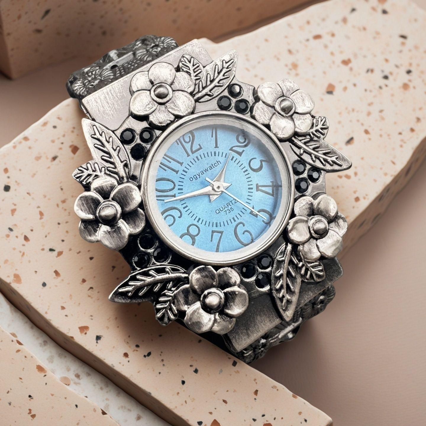 

Небесно-голубой циферблат ogyawatch Новые браслетные часы Ретро Винтаж Панк Оживленные Кварцевые Женские часы Модные браслетные часы