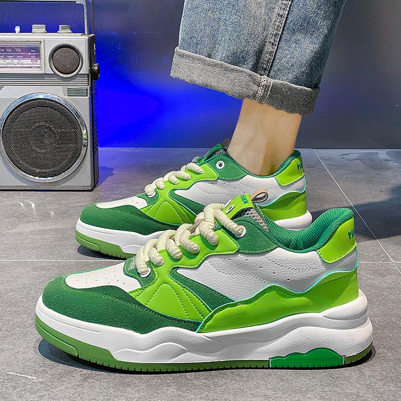 Hochwertige Schuhe Herren Casual Sneakers Atmungsaktive Graffiti Sportschuhe Skateboard Bequeme weiche Laufschuhe Herrenschuhe