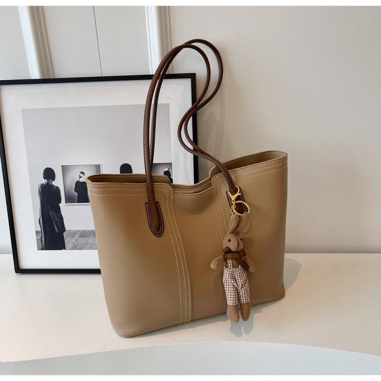 

Korean Fashion Big Bag for Women, New Style, Trendy Style, Simple Tote Bag, Large Capacity Single Shoulder Commuter Bag
