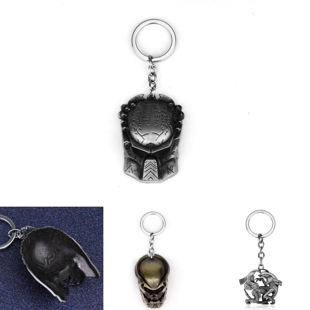 Unique Alien Themed Keychain Solid Zinc Alloy Keyring For Collectors And Fans
