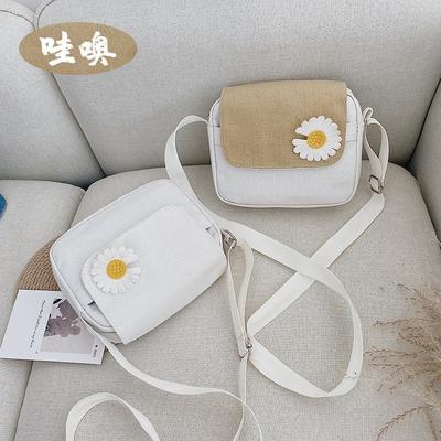 New Canvas Bag Female Crossbody Female Student Style Versatile Small Fresh Daisy Shoulder Bag Tide
