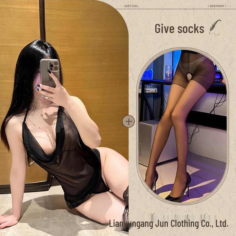 Tempting Sheer Desire Lingerie Set: Flirty Quick-Release Sleepwear