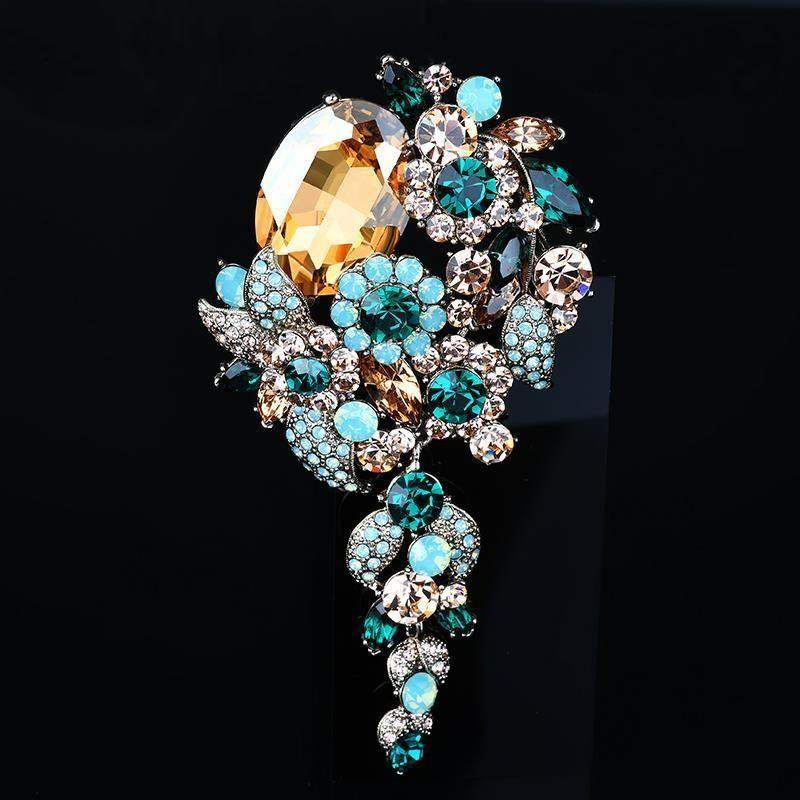 SKEDS Luxury Full Crystal Baroque Brooches Pins For Women Fashion Rhinestone Classic Big Badges Vintage Lady Party Banquet Pin
