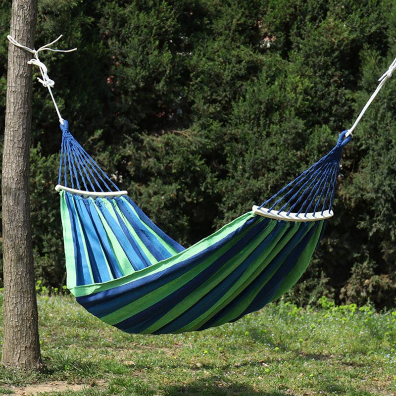 HuiYi Anti-Kipp-Segeltuch-Hängematte mit Holzstangen - Einzel- oder Doppel-Outdoor-Schaukel