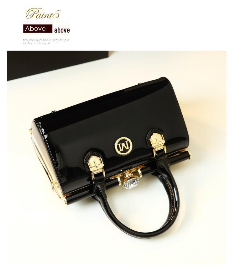 2024 Women's Rhinestone Clip Shoulder & Hand Bag – Stylish Pillow Shape In Bright Leather