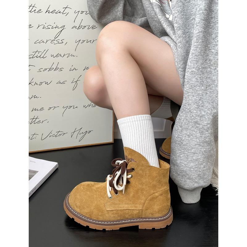 

Autumn and winter new round-headed Martin boots women s short boots retro versatile small thick-soled big yellow boots 40 жовтий