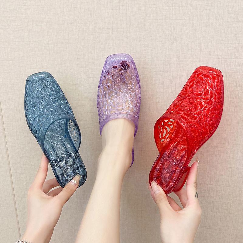 Modieuze Bloem Slippers voor Dames in de Zomer, met Kristallen Dikke Hak en Jelly Transparante Antislip en Hoogte Verhogende Neus