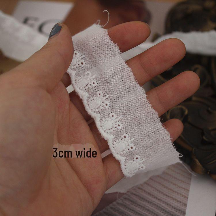 Exquisite Narrow Edge Cotton Lace with Small Floral Embroidery for Clothing Decoration