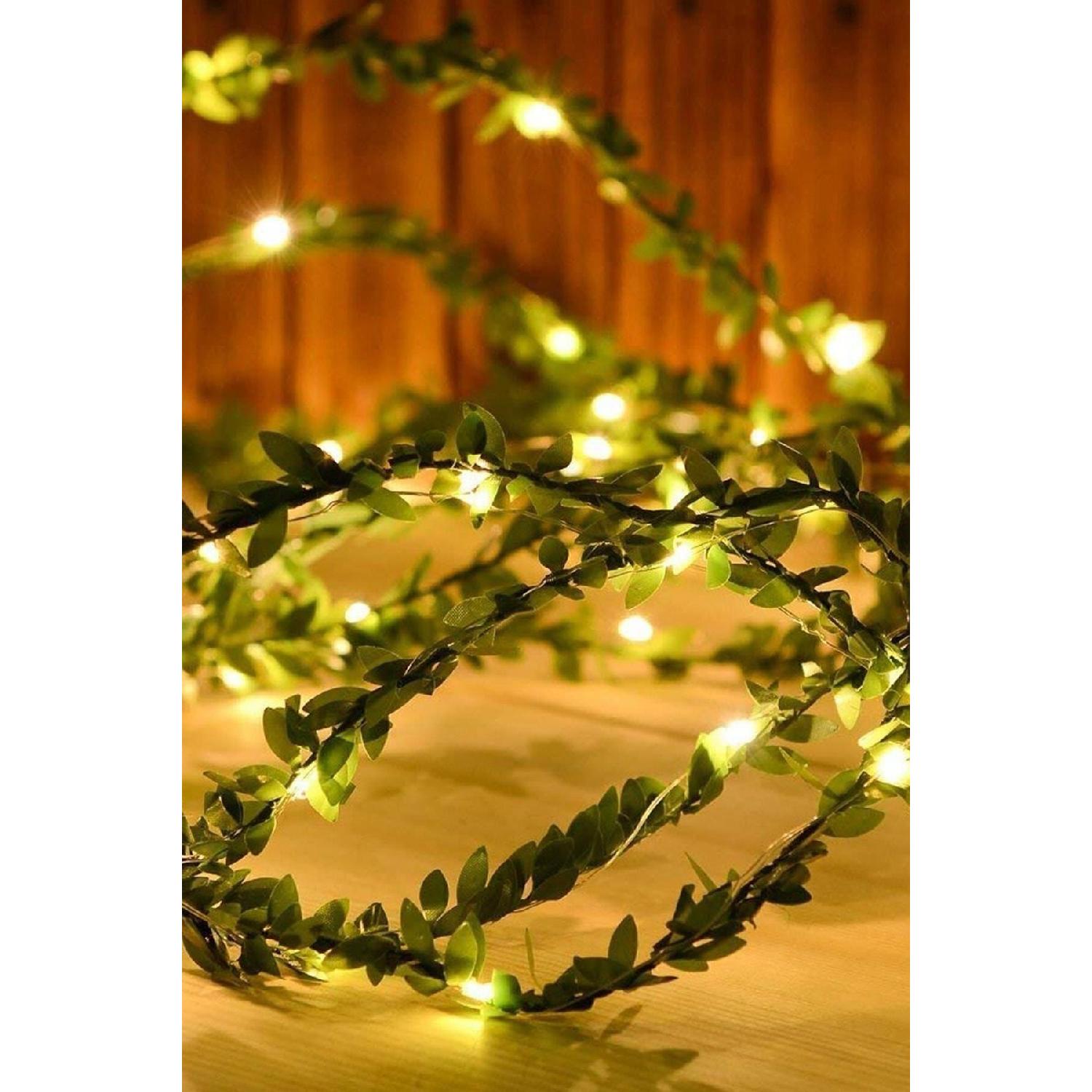 

Дротяна смуга листя Штучна корона Плющ Орнамент 3 Mt 3 Mt зі світлодіодом