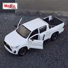 VLZH5 Maisto 1:27 TOYOTA Hilux Pickup Alloy Car Model Diecasts Metal Off-road Vehicles Car Model Simulation Collection Kids Toys Gifts