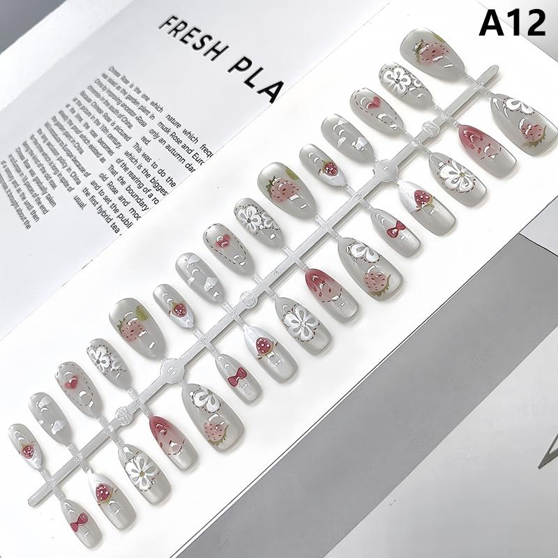 30Pcs Short Square False Nails Cat Paw Petal Design Wearable Fake Nails Simple Artificial Press On Nails Tips Art Decoration