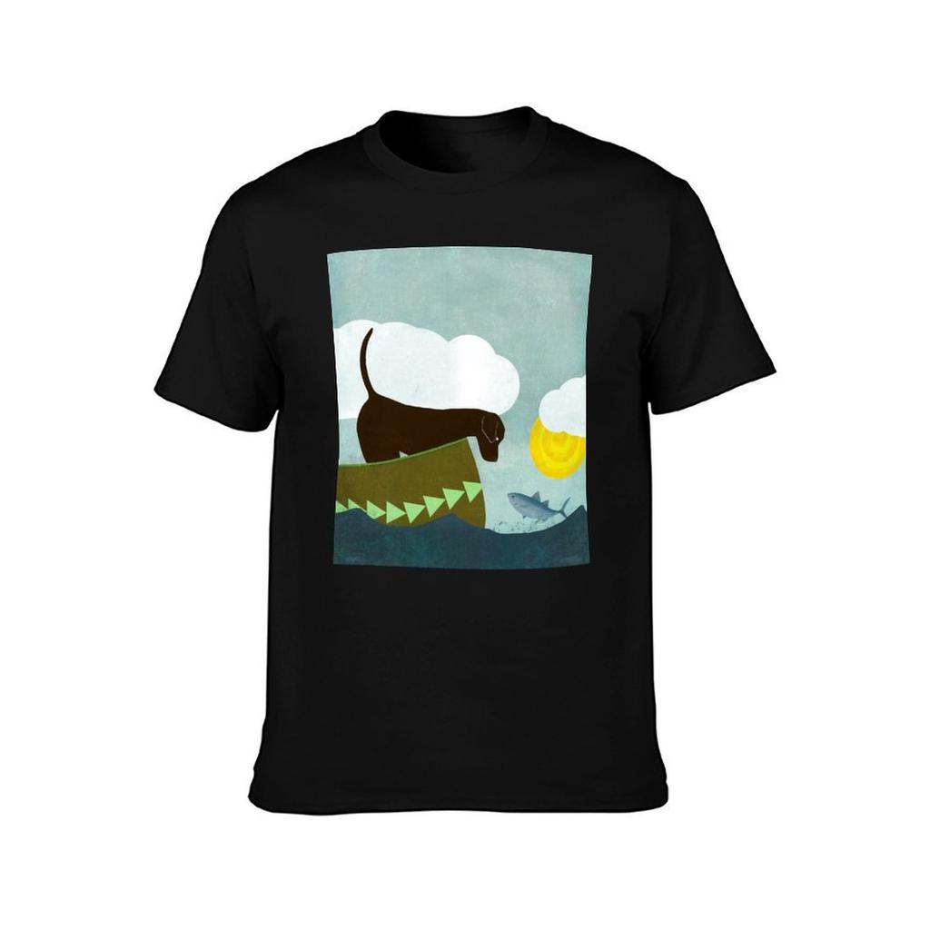 Chocolate Labrador in a canoe meeting a fish TShirt Simple Casual Short Sleeve Tee