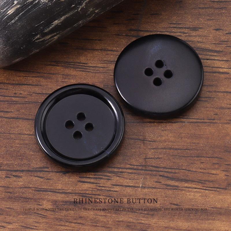 

5pcs Dyed Horn Buttons Round Four-Eye Suit Dress Buttons High-End Coat Trench Coat Sweater Buttons Accessories 15mm black + blue