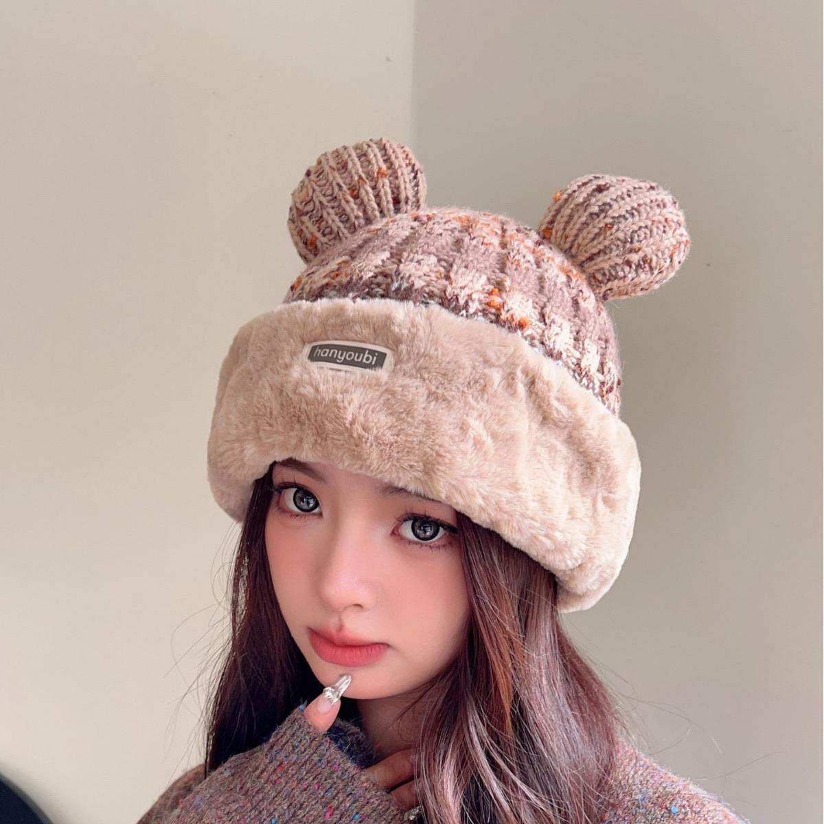 

2025 new cute bear ear knitted wool hat children s autumn and winter warm color matching striped ear hat M（56-58cm） хакі