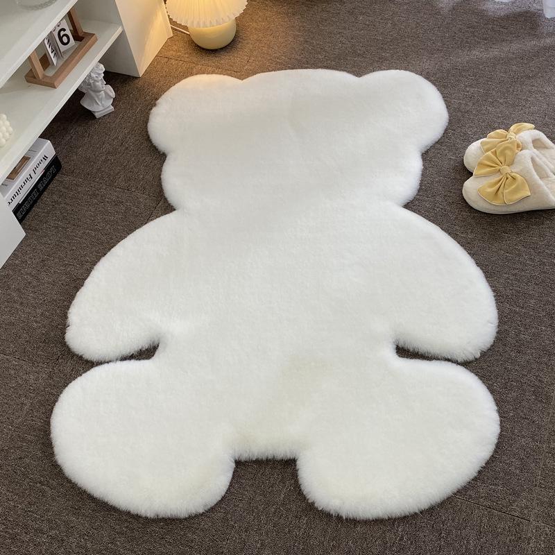 Cartoon Bear Plush Rug for Kids' Bedroom or Cloakroom