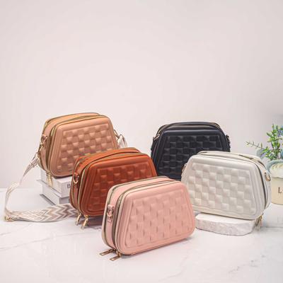 Konkave und konvexe kleine Tasche Damen 2025 neue trendige Mode tragbare Box quadratische Umhängetasche kleine quadratische Tasche