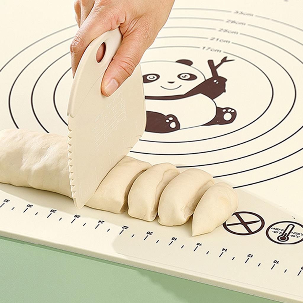 Silicone Dough Knife Multifunctional Dough Scraper With Scale Pastry Cutters Kitchen Utensil Cake Spatula Baking Tool