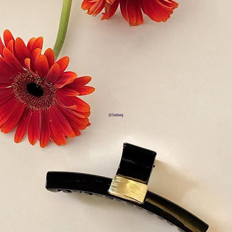 Korean Black Acrylic Updo Claw Hair Clip for Women