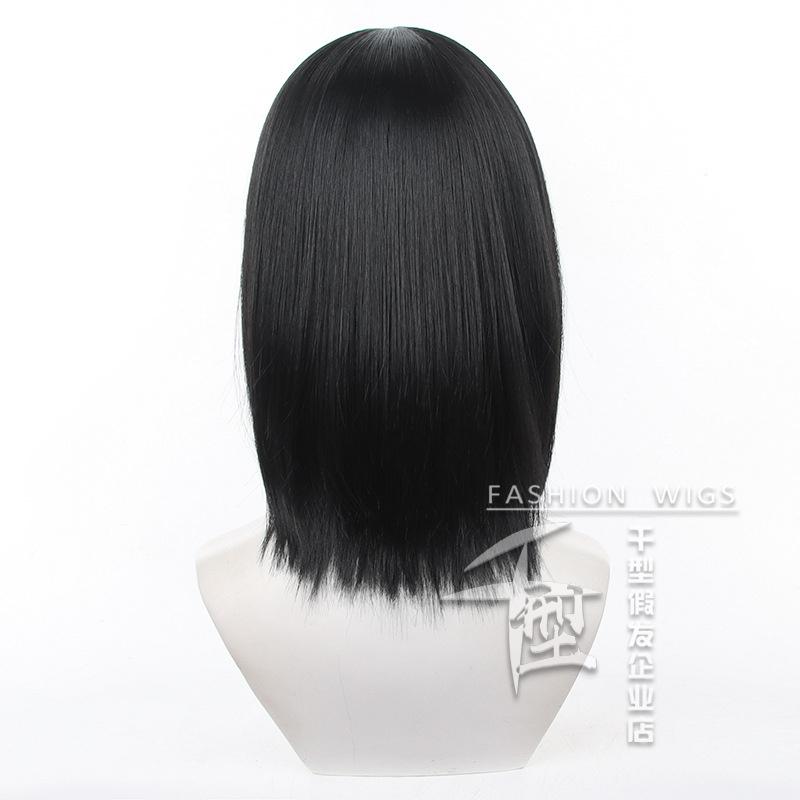 Hochwertige Mikasa Ackerman Cosplay-Perücke, Anime, kurzer Bob, hitzebeständiges Kunsthaar, Halloween-Party-Perücken + Perückenkappe