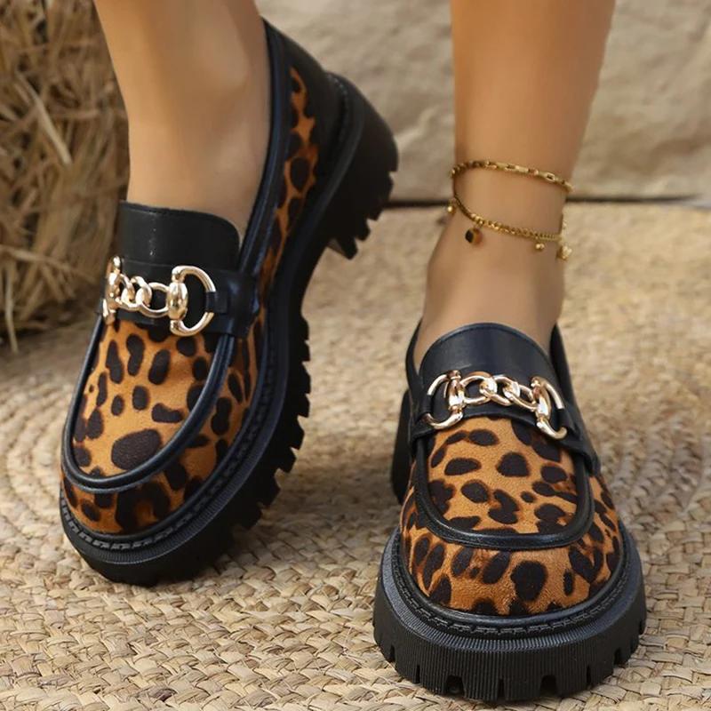 Fashion Women's Loafers Retro Suede Leopard Shoes for Women Metal Decoration Round Toe Women's Loafers Casual Chunky Platform Shoes Lady