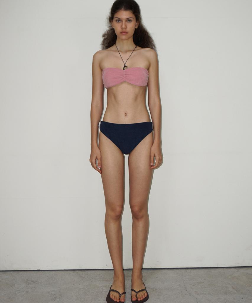 Tteolseutikeulleob Terry Bikini (Pink) - Bandeau Top