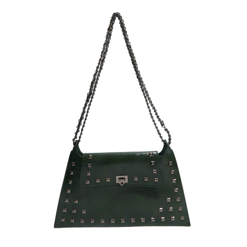Trendy Vintage Women's Chain Rivet Underarm Crossbody Bag