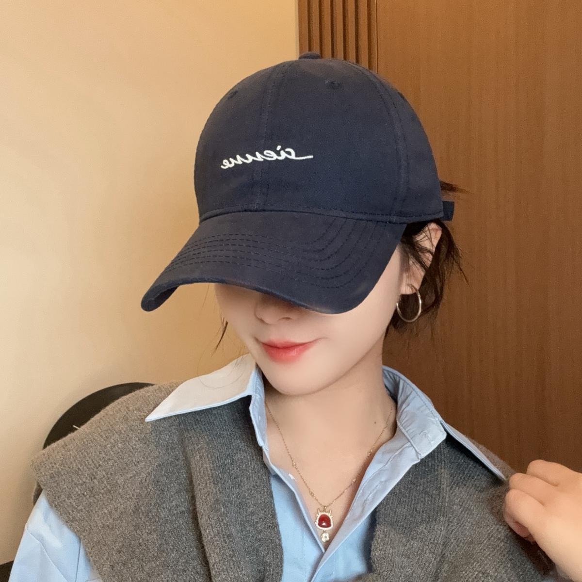 

Baseball With Cap Embroidered Lettering For Fans And Collectors Sun Protection темно-синий