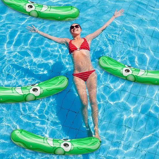 Giant Inflatable Pickle Toy Summer Kimchi Pool Float Fun Kimchi Party Prop Fun Novelty Gifts for Kimchi Lovers