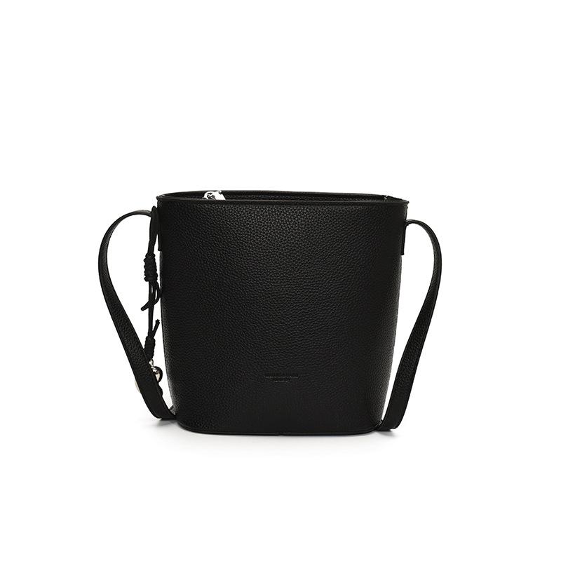 Versatile Bag Women's New Fashion Messenger Bag Shoulder Bucket Bag