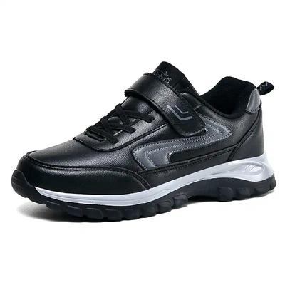 Încălțăminte pentru bărbați – Adidaşi