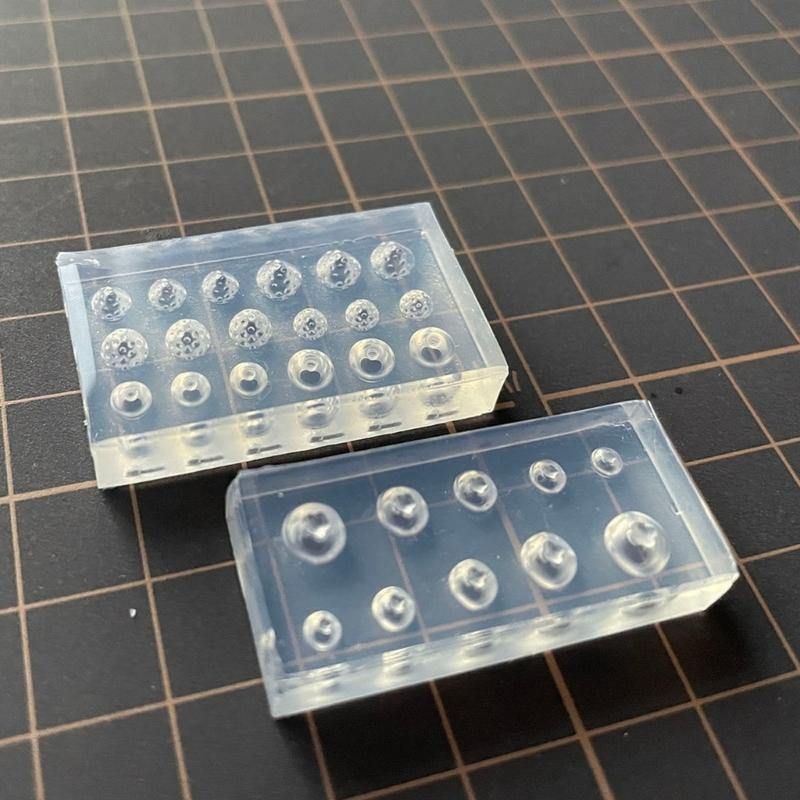 Fruchtförmige Form Praktische Erdbeer- und Kirsch-/Blaubeer-Leckereienform Tragbare Silikonform Schmuckherstellungswerkzeug