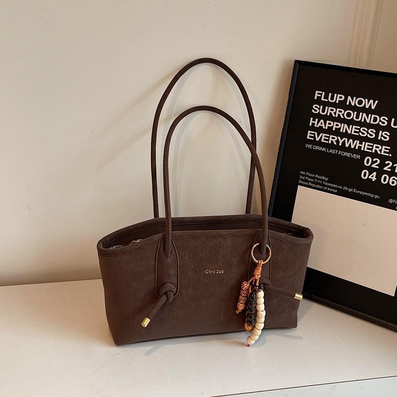 

High value casual simple retro large-capacity bag women s 2025 autumn commuter shoulder bag portable tote bag