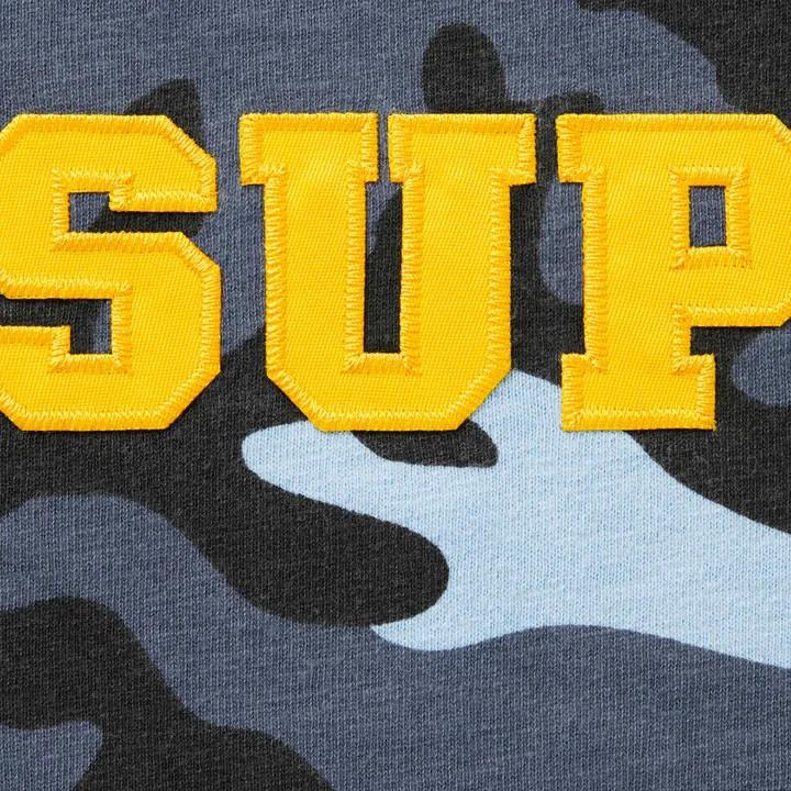 Supreme Collegiate Applique S/S Top Blue Camo