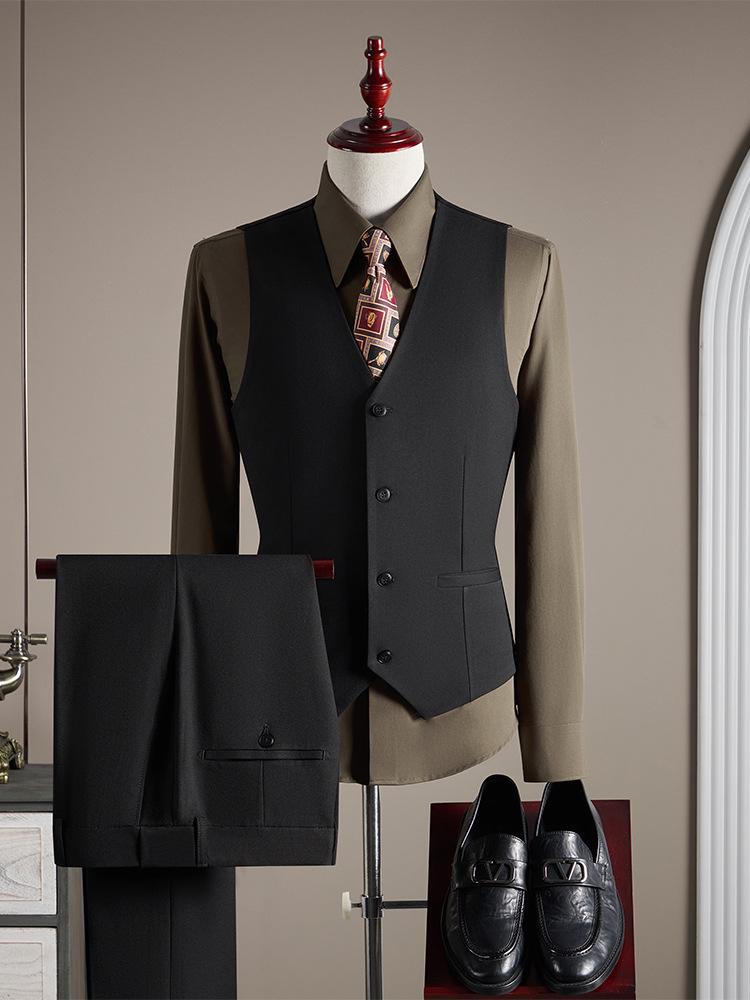 High-Quality Wool Suit: Business Casual & Formal Wear for Weddings