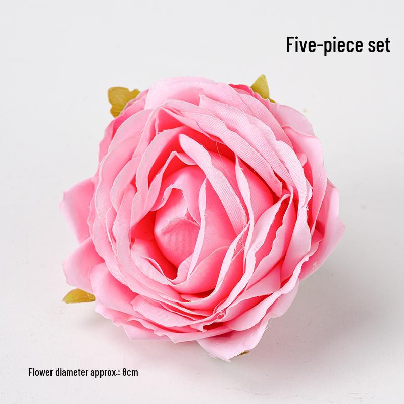 Valentine's Day Celebrity Bouquet: Fresh Flowers, Cake Decoration, Tissue & Transparent Wrapping Paper.