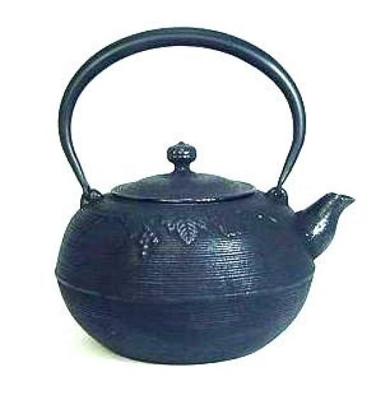 Iron Kettle, Nanbu Ironware, Grape Design, Black, 2.0L